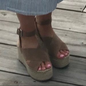 Dolce Vita wedges. So comfortable! Size 8.